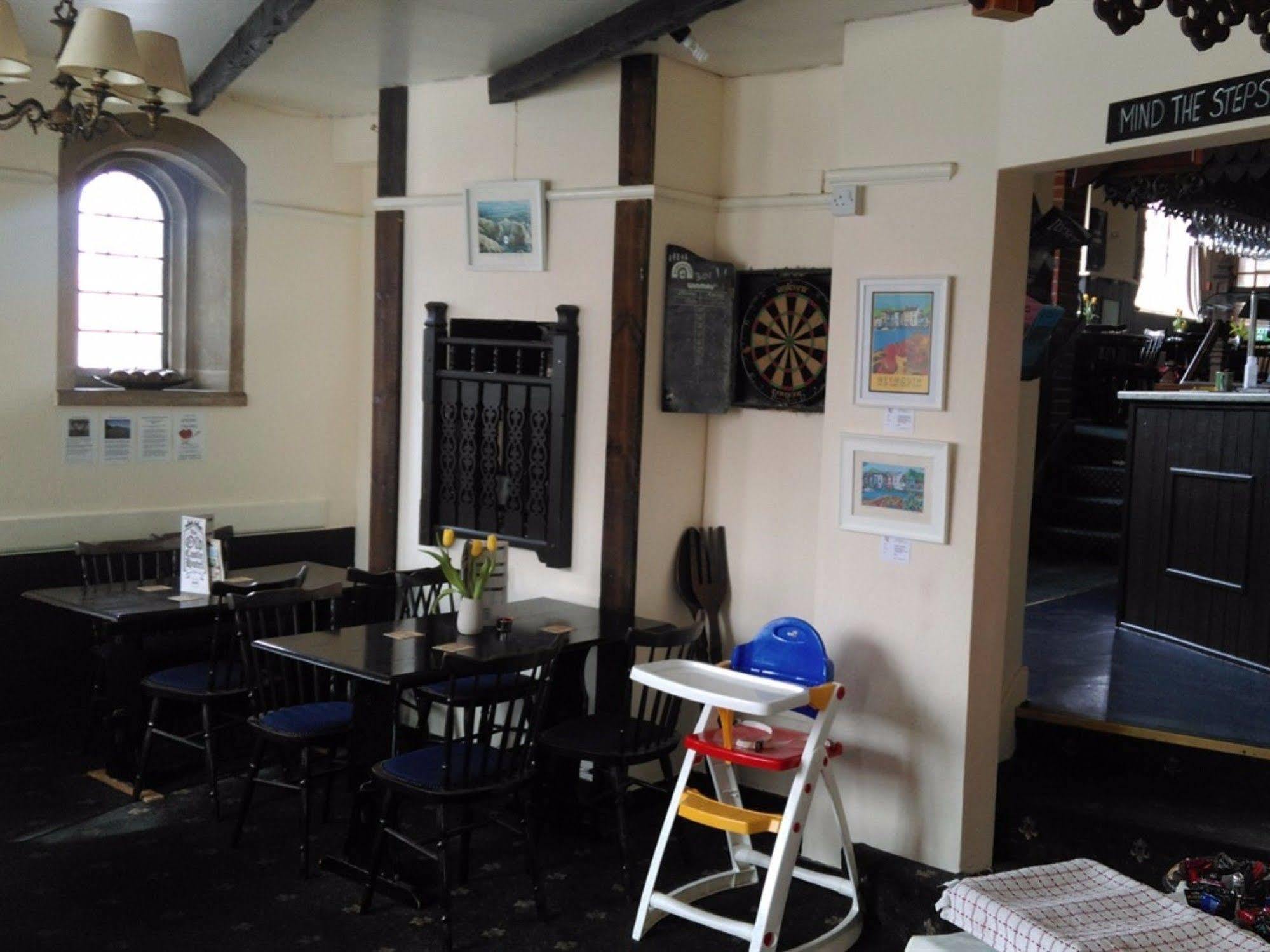 The Old Castle 3* Weymouth